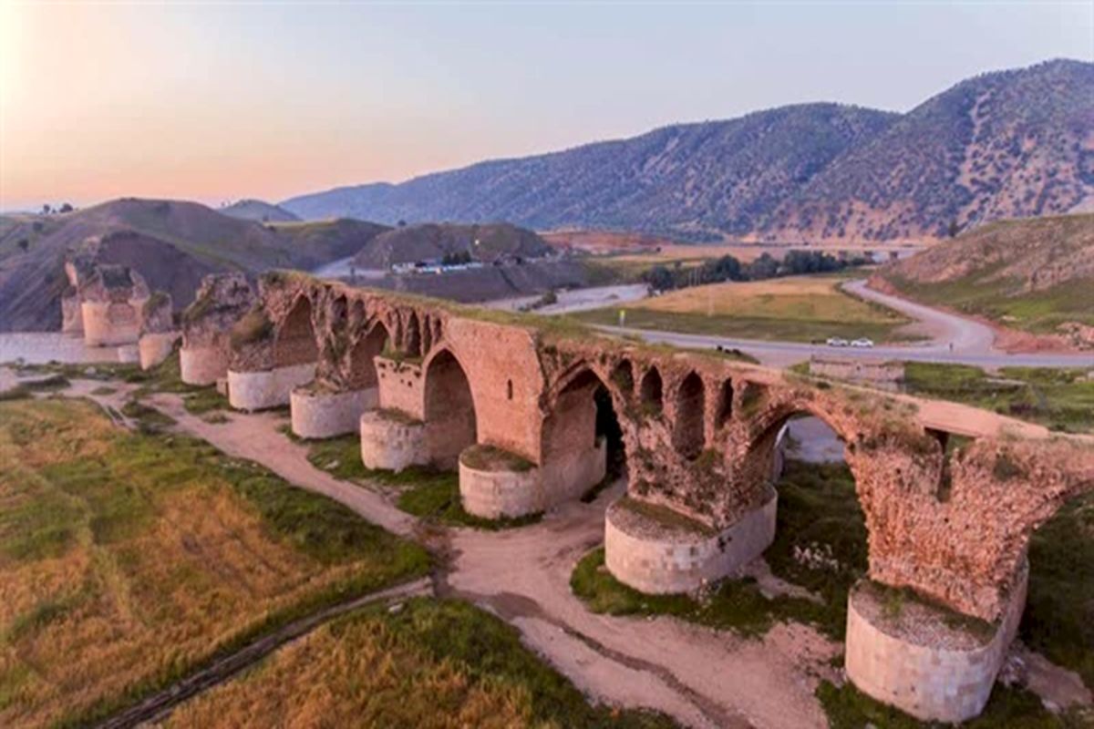 نیاز ۱۰۰ میلیارد تومانی پل های تاریخی لرستان برای استحکام بخشی و مرمت