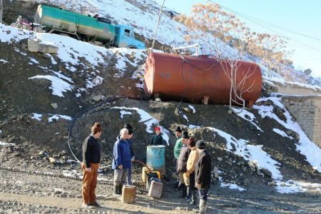 تامین نفت سفید بیش از ۲۰ هزار خانوار مناطق سخت گذر روستایی لرستان