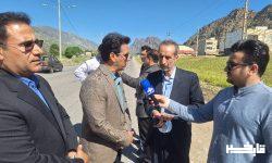 لزوم آسفالت و لکه گیری میدان شهید چاغروند تا درب پادگان حمزه