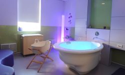 زایمان در آب؛ آری یا خیر؟