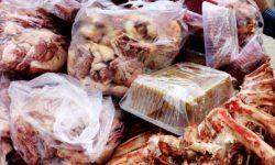 کشف ۳ هزار کیلوگرم گوشت تاریخ مصرف گذشته در خرم آباد