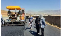 انجام ۲۰۰ کیلومتر کانال و قنو در محورهای مواصلاتی شهرستان خرم آباد