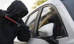 دستگیری سارقان محتویات داخل خودرو در کوهدشت