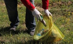 پاکسازی ۶۰ کیلومتر مبادی ورودی و خروجی لرستان از پسماند
