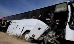 نقص فنی ترمز؛ علت واژگونی اتوبوس زائران اربعین در جاده بروجرد- خرم آباد