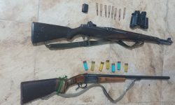 کشف و ضبط دو قبضه اسلحه از متخلفین زیست محیطی درخرم آباد