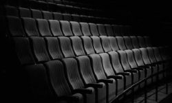 سالن‌های نمایش چهار روز تعطیل می‌شوند