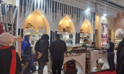 حضور ۱۲ هنرمند لرستانی در نمایشگاه ملی صنایع دستی