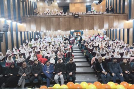 اجرای نمایش عروسکی مدیریت مصرف برق در بروجرد( ویژه دختران)