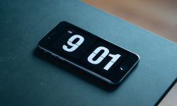 شمارش معکوس یا ساعت روی صفحه سیستم با Fliqlo