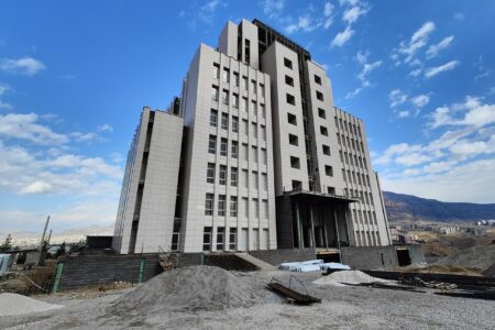 جذب یک هزار و ۳۰۰ میلیارد ریال برای تکمیل ساختمان استانداری لرستان