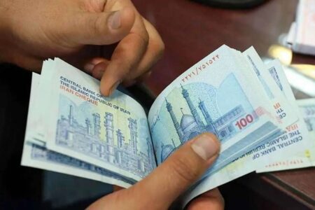 حجم نقدینگی از ۱۰ هزار همت گذشت