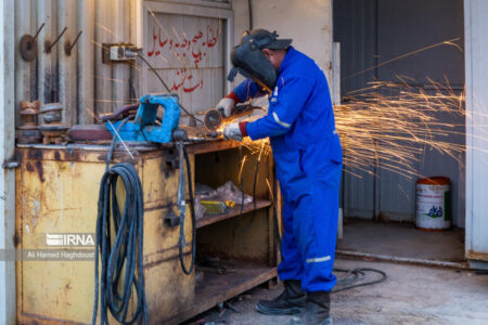 شناسایی ۲۶۲ تبعه غیرمجاز در کارگاه‌های لرستان