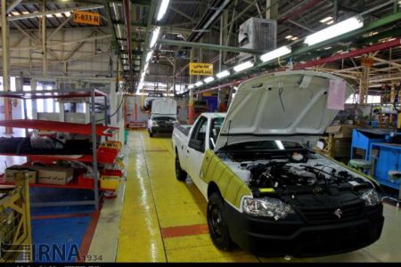 بلاتکلیفی خریداران خودرو/ علت خلف وعده خودروسازان