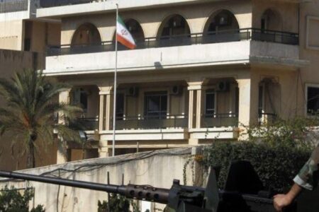 سفارت ایران در لبنان : اخراج مسافران ایرانی شایعه و بی‌اساس است