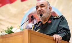 سردار سلامی به شهادت رسید