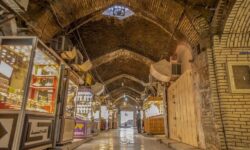 آغاز پروژه فیبرنوری بازار طلافروشان خرم‌آباد