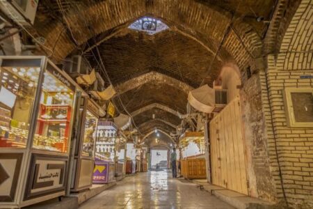 آغاز پروژه فیبرنوری بازار طلافروشان خرم‌آباد