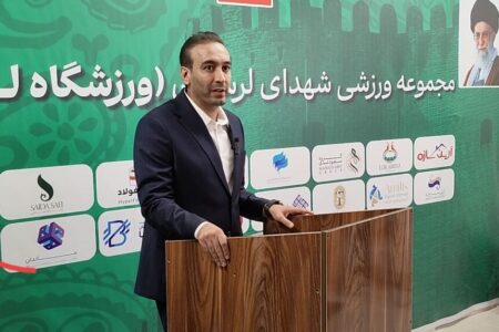 جهان‌شهری به نام خرم‌آباد با پرچم خیبر در میادین ورزشی می‌درخشد