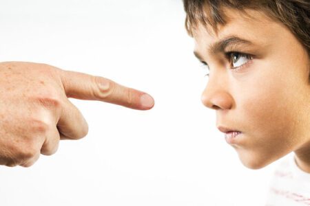 نسل Z، دستور نمی‌پذیرد! بچه‌ها را چطور همراه کنیم؟