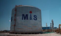 چرا مدیرعامل پتروشیمی مسجدسلیمان از بازگشت ۳ کارگر اخراجی شرکت پرآور خودداری میکند؟ / مدیرعامل غیربومی حامی نیروهای بومی نیست