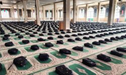 توزیع ۴۵ هزار بسته نوشت‌افزار بین دانش‌آموزان نیازمند لرستان