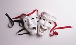 نتایج بازبینی آثار سی‌وهفتمین جشنواره تئاتر لرستان اعلام شد