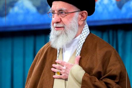 رهبر معظم انقلاب اسلامی ایران به شهادت رسید