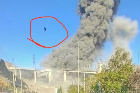 گروه های عملیاتی صنعت برق همچنان در حال ترمیم شبکه بودند