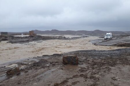 سیل راه ارتباطی ۳۰ روستای سلسله را بست