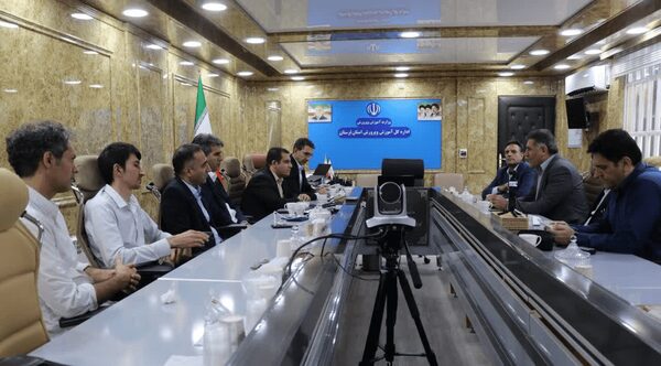 اتصال ۱۸۸ مدرسه لرستان به شبکه فیبر نوری