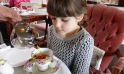 درمان آنفلوآنزا در خانه؛ ۸ روش ساده برای کاهش علائم و بهبود حال بیمار
